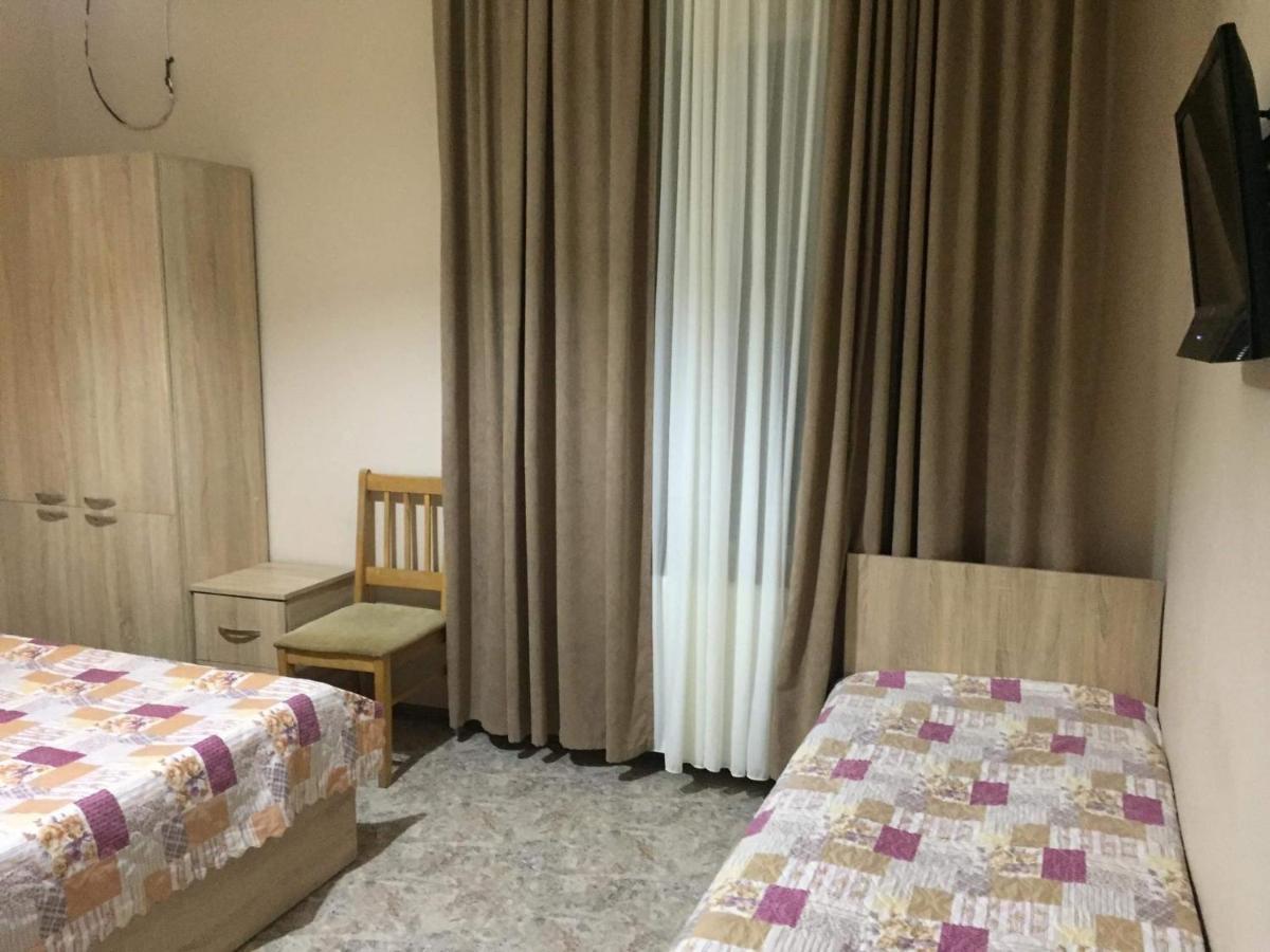 Guest House Kobuleti #788 Esterno foto