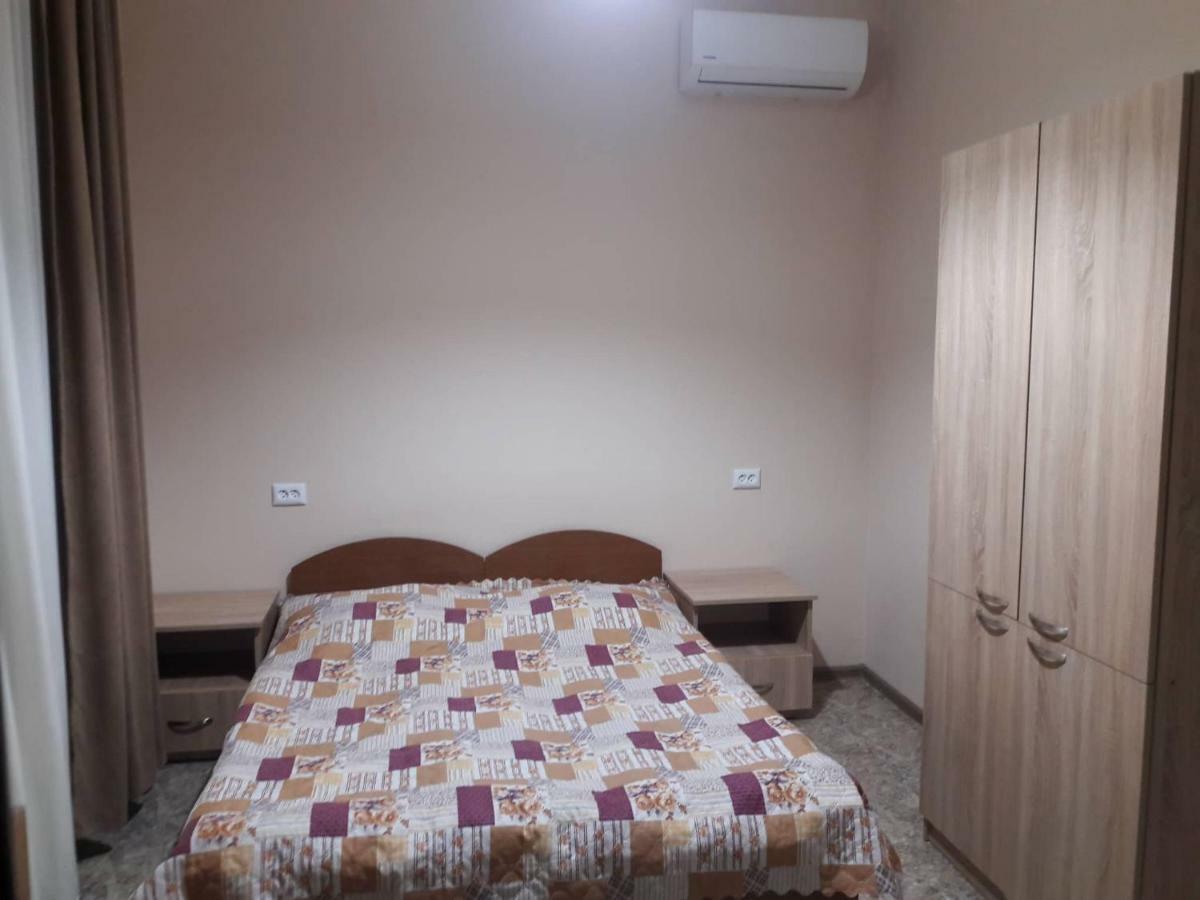 Guest House Kobuleti #788 Esterno foto